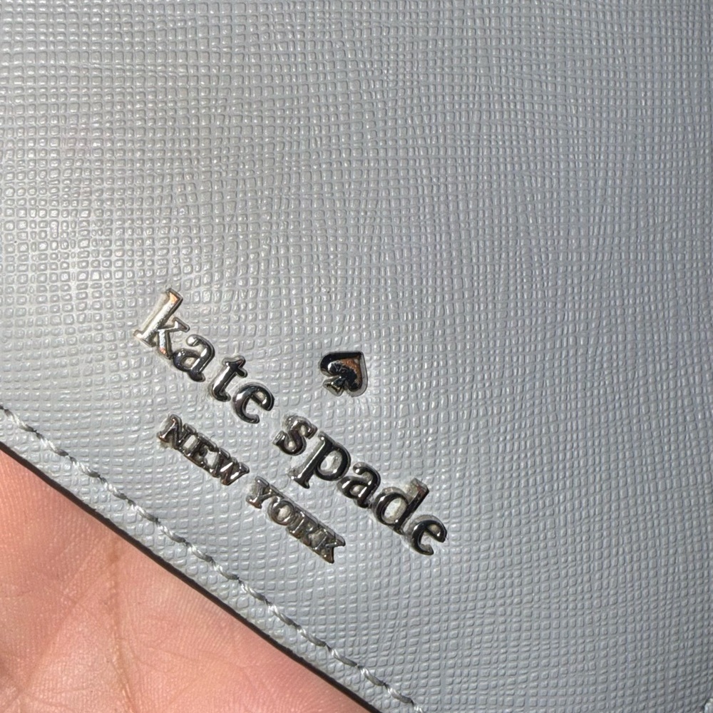 Kate Spade bifold wallet - Picture 7 of 8